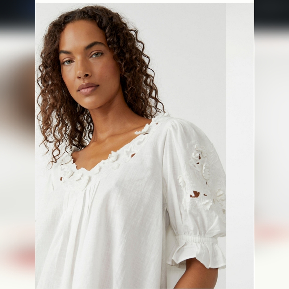 Free People White Floral Applique Women's Top - Picture 5 of 6